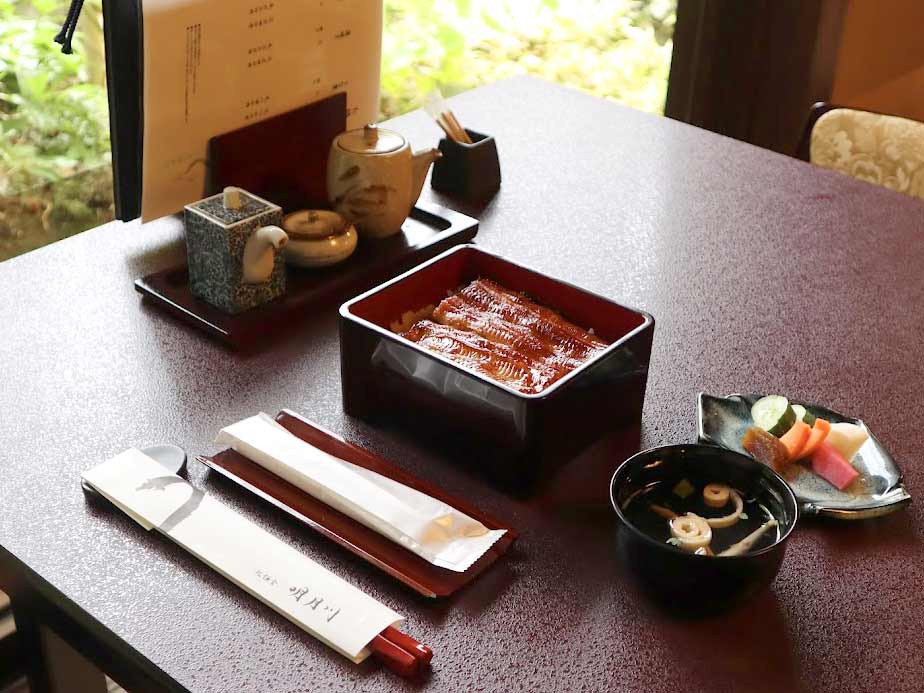 北鎌倉にオープン、新鮮うなぎを味わえる専門店