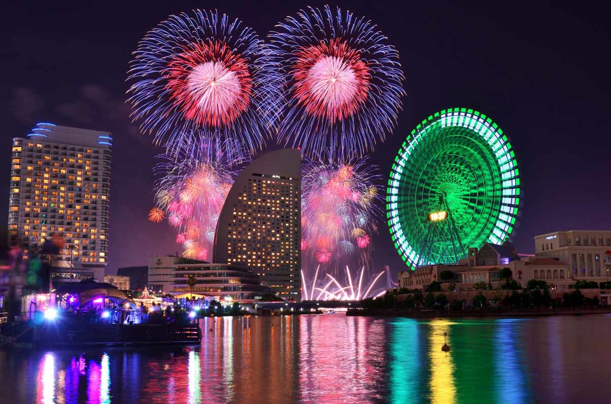夏本番！今から間に合う、湘南・横浜の花火大会情報2025