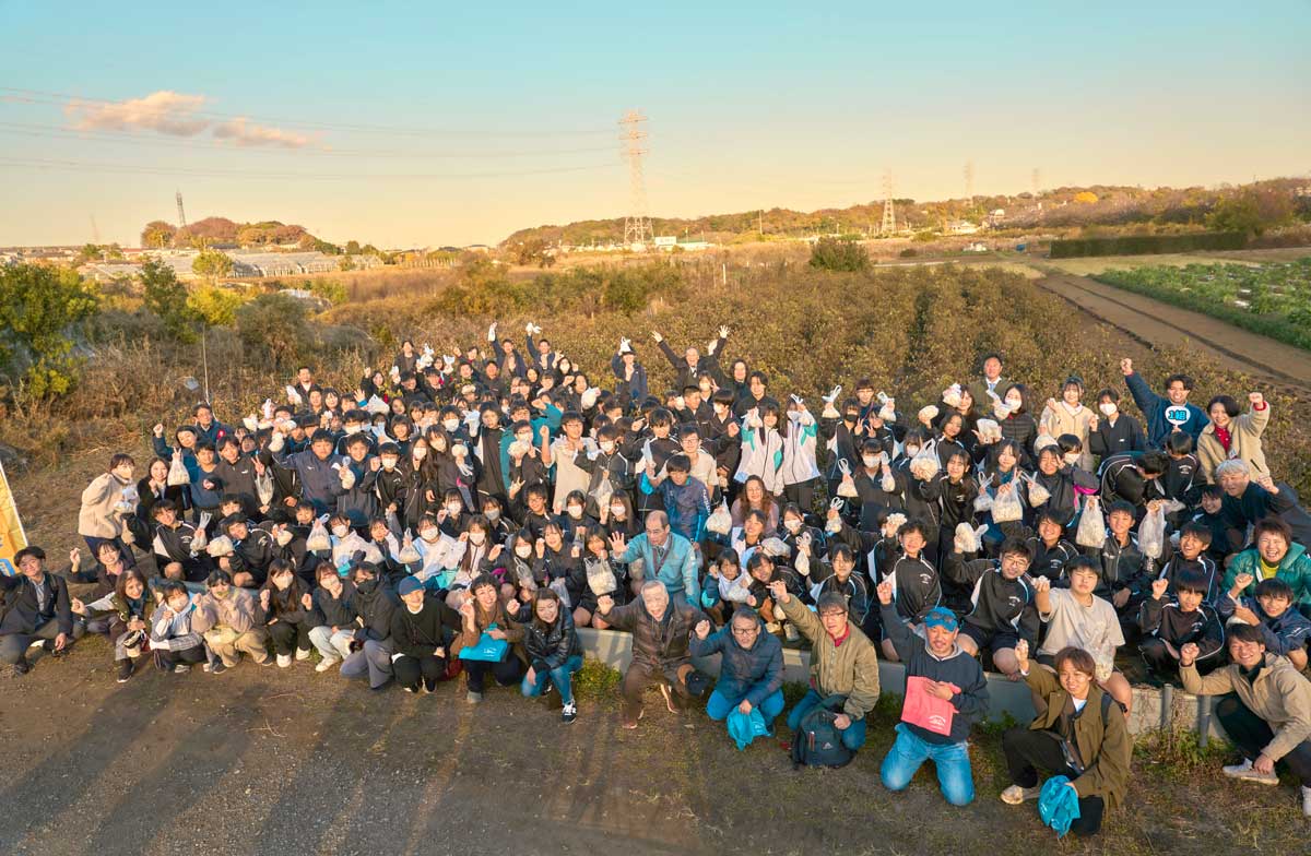 しまなみコットンプロジェクト 「寒川コットン収穫祭2025」に総勢約200人が参加