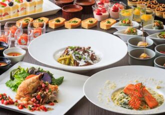 澄み渡る冬の海を眺めながら楽しむハーフブッフェ ランチ