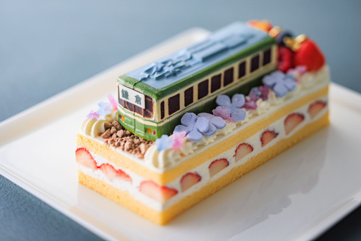 1日1台限定! 地元愛あふれる、期間限定スイーツ「江ノ電ケーキ」