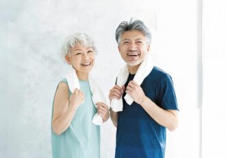 藤沢駅徒歩3分。リズムにのって60分 椅子に座って楽しく運動